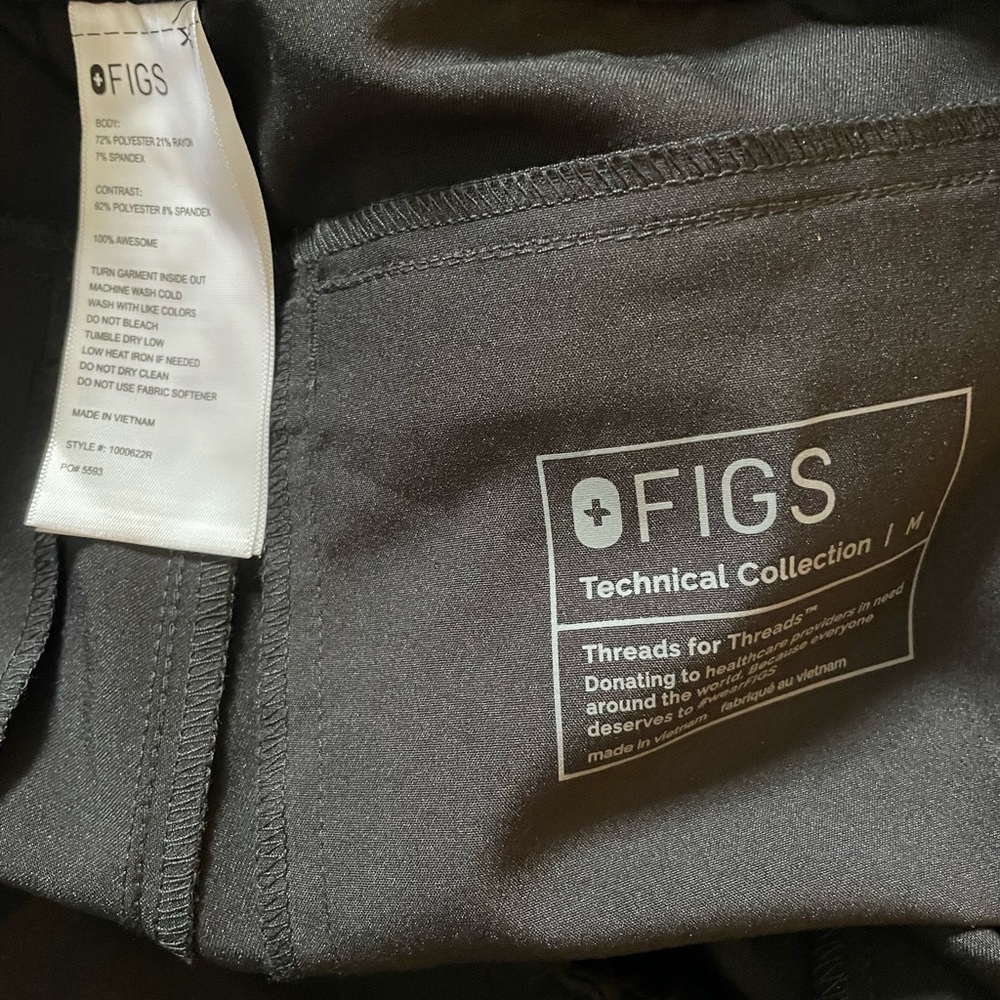 Figs high waisted Regina Jogger Scrubs size medium black & navy - Picture 4 of 4